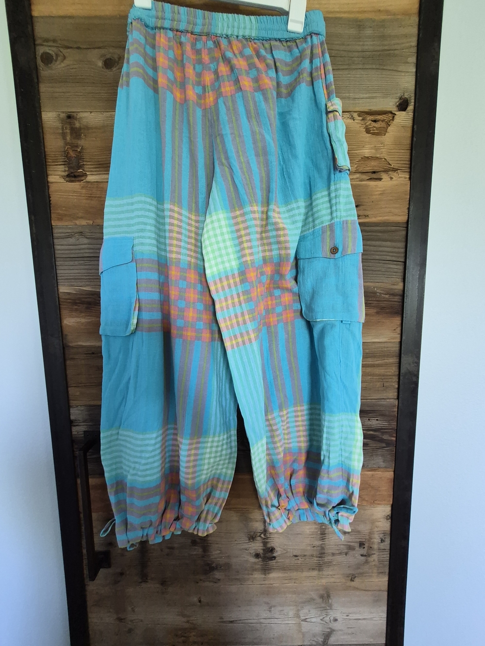 NWT Free People Aqua Multi Plaid Wide-Leg Cargo Pants Size SMALL Sold Out Online - Picture 8 of 8